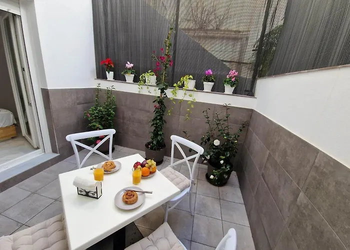 Francisco Cano Apartamento *